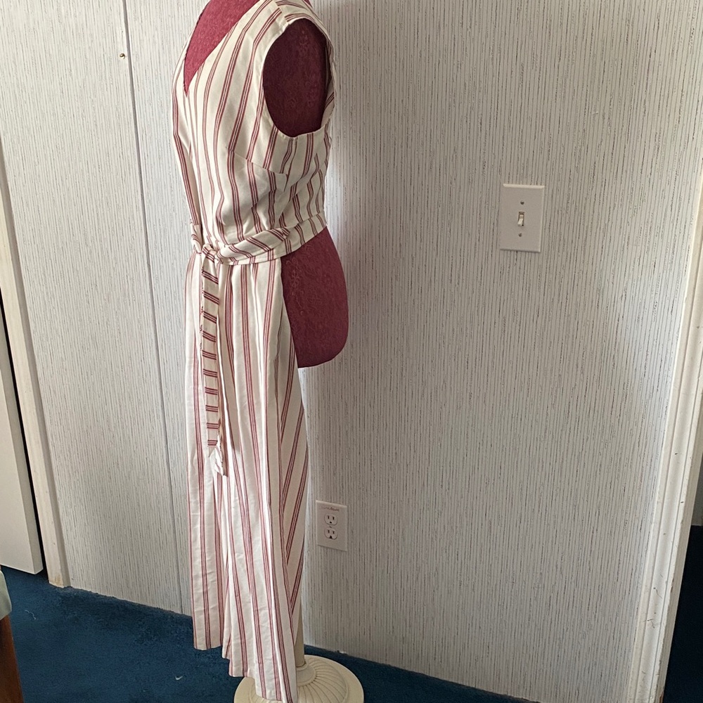 Madison Sz Large Jump Suit Red White Striped Wrap Around Tie Front with Pockets - Picture 9 of 12